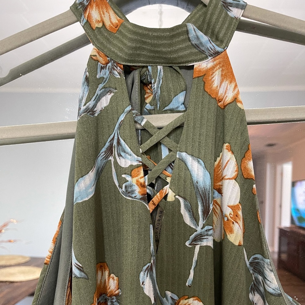 Olive green floral dress, - Picture 2 of 6